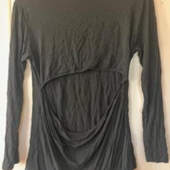 Scoop Neck Open Back Yoga Top - Picture 2 of 3